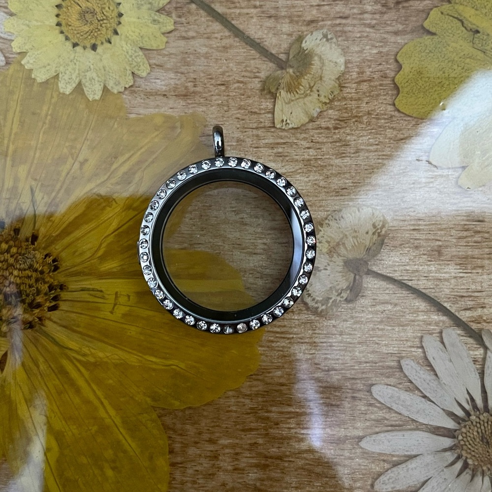 Origami Owl Silver Crystal Locket